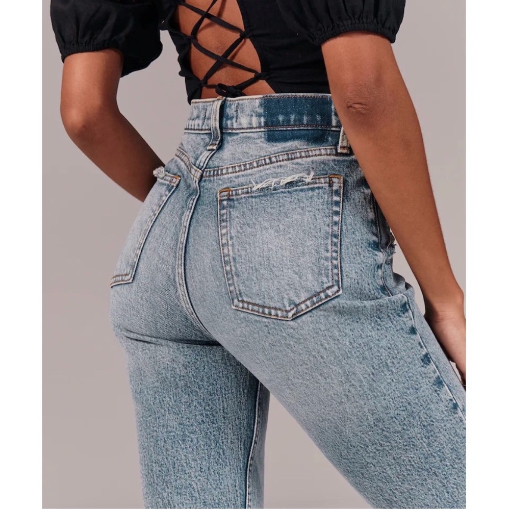 A&F Acid High Rise Mom Jeans - Picture 7 of 15